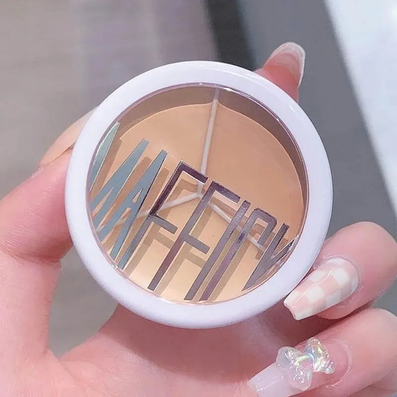 3-Color Concealer Palette shown beside a makeup sponge